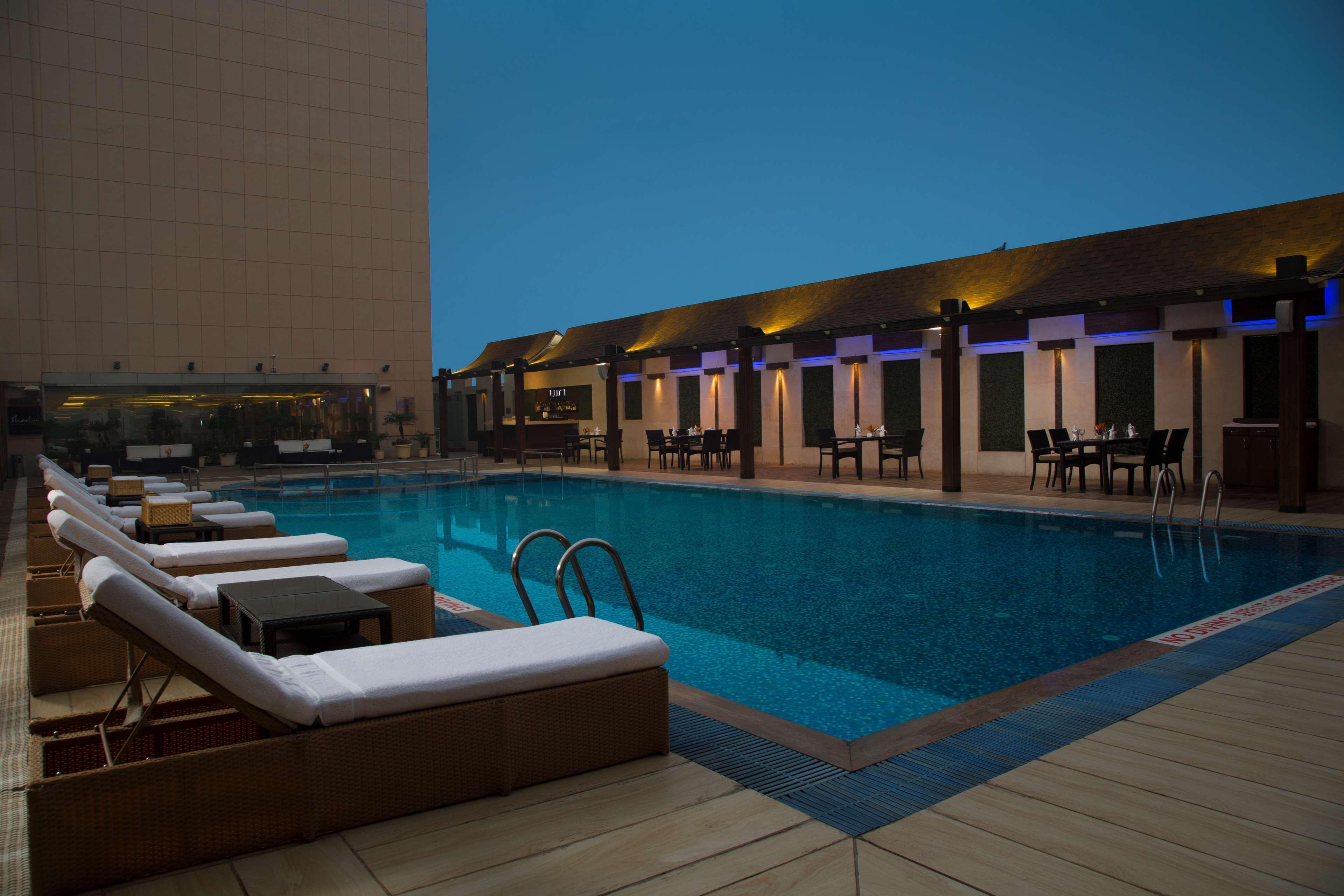 Radisson Blu Kaushambi Delhi Ncr Hotel Ghaziabad Eksteriør billede
