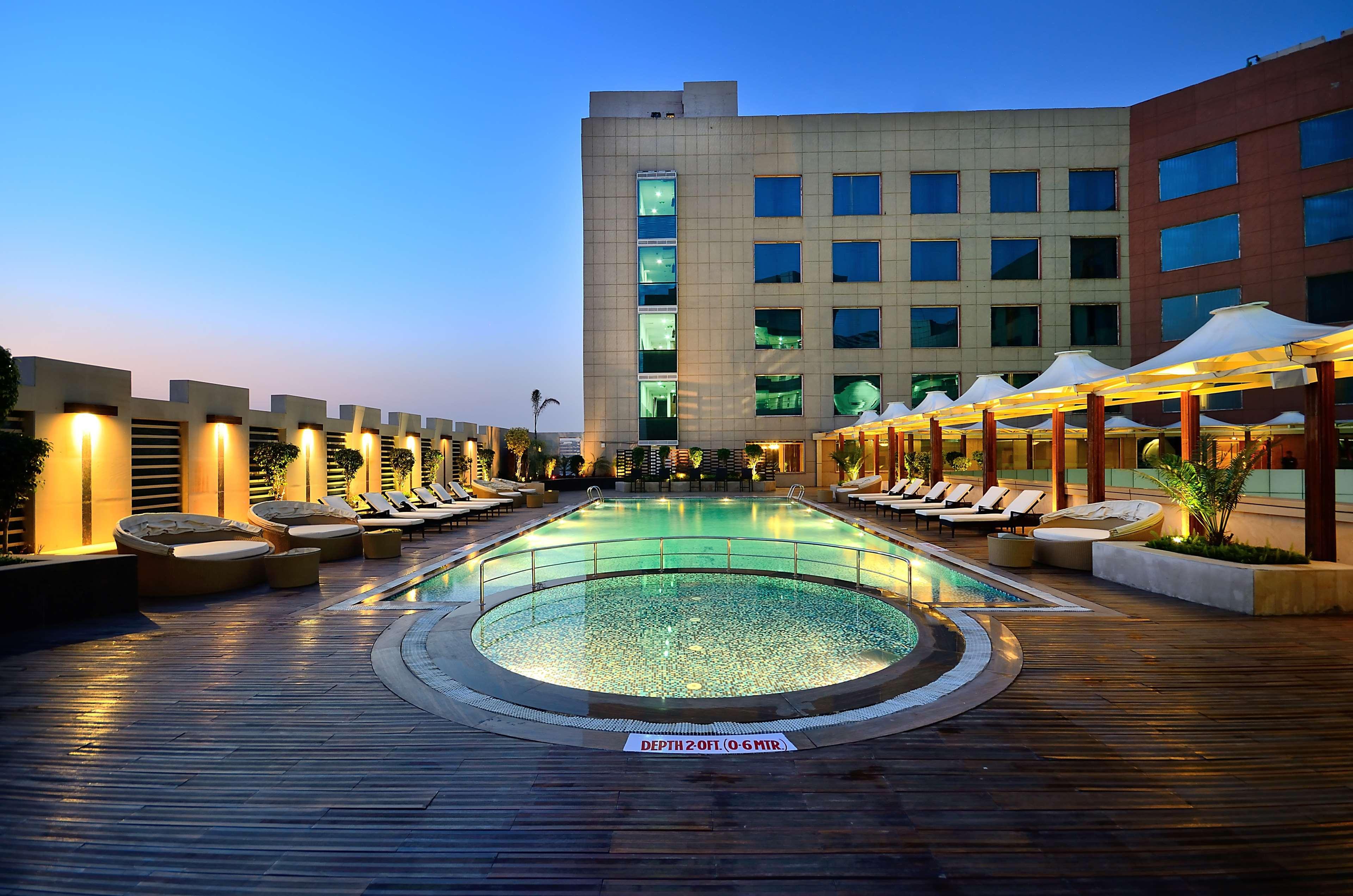 Radisson Blu Kaushambi Delhi Ncr Hotel Ghaziabad Eksteriør billede