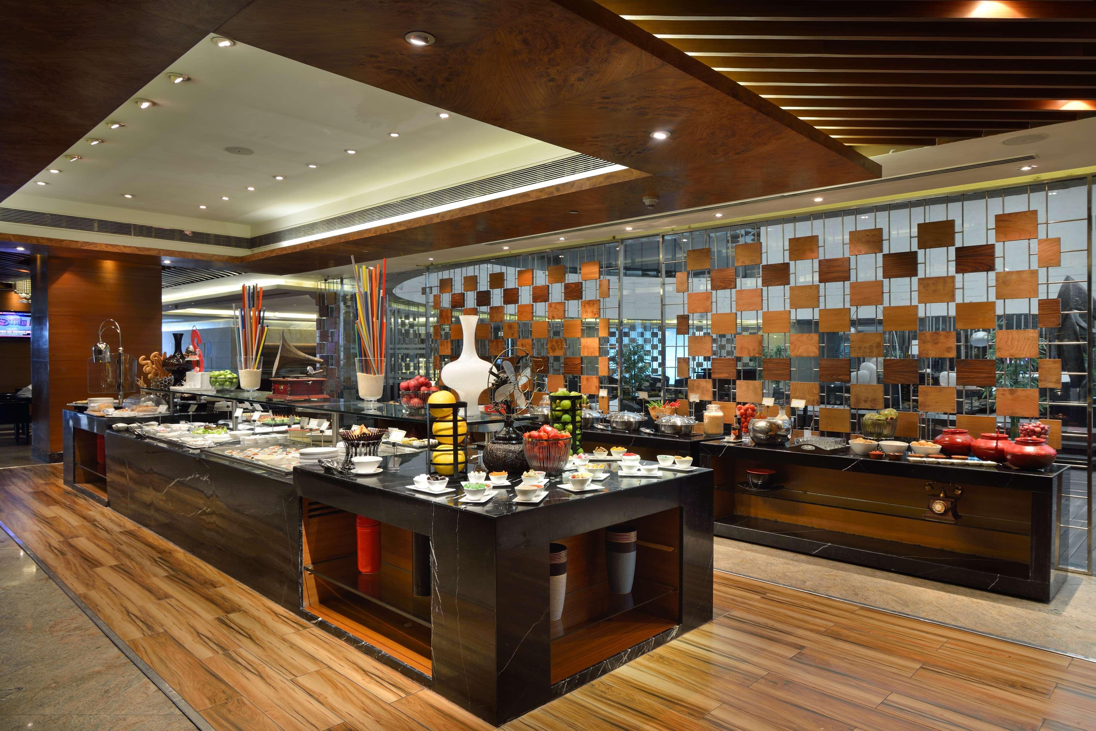 Radisson Blu Kaushambi Delhi Ncr Hotel Ghaziabad Eksteriør billede