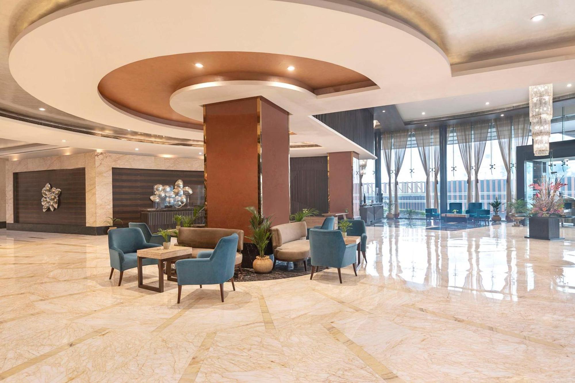 Radisson Blu Kaushambi Delhi Ncr Hotel Ghaziabad Eksteriør billede